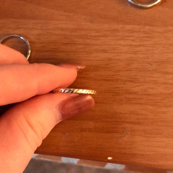 Bracelet and rings - Picture 3 of 7